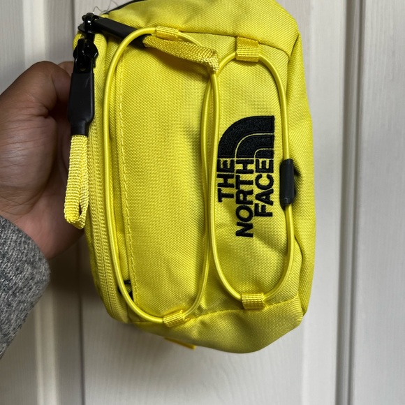 The North Face Jester Lumbar - Picture 2 of 5